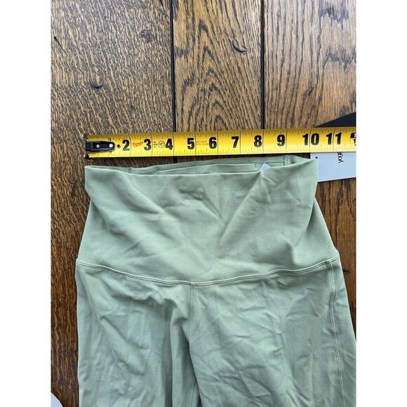 Nike Women's Light Green Leggings - Picture 5 of 8